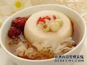 煮它们时可以不要剥皮,有意想不到的收获哦!