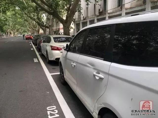 动真格了!郑州街头这12590个不规范停车位别再停了